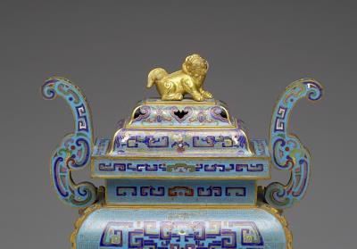 图片[2]-Copper ding-shaped incense burner in cloisonne enamels from a five-piece altar set, Qing dynasty (1644-1911)-China Archive